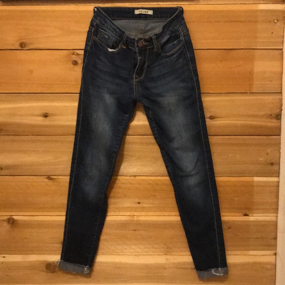 Jeans - Picture 1 of 3